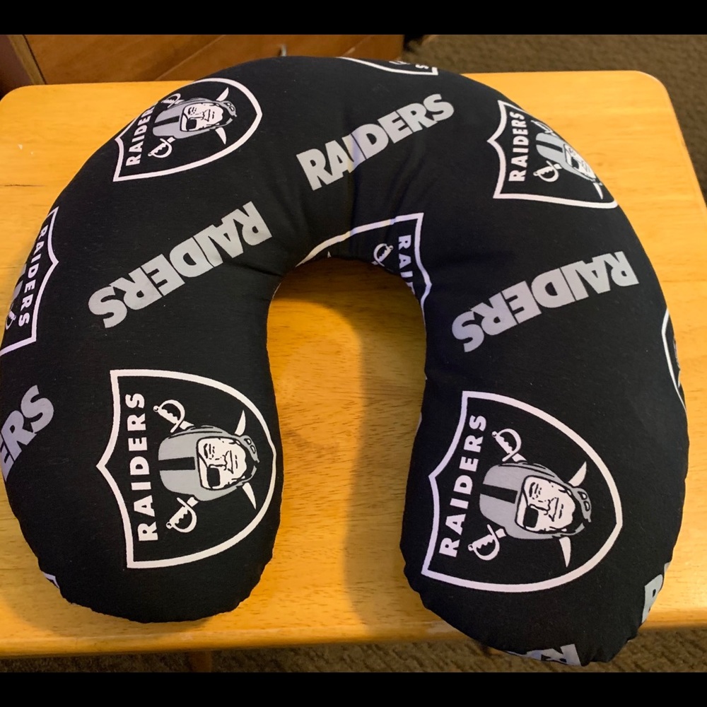 Raiders Neck Pillow